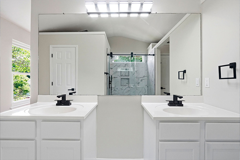 Kitchens, Bathrooms & Remodeling