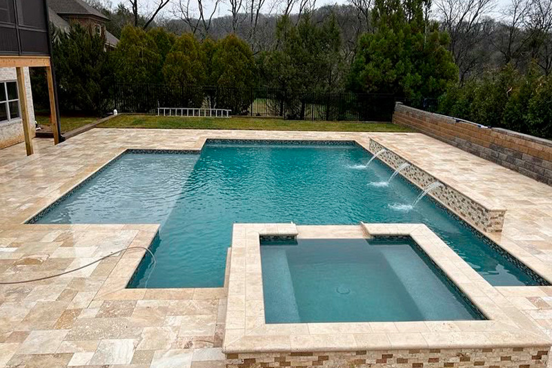 Residential & Commercial Pools